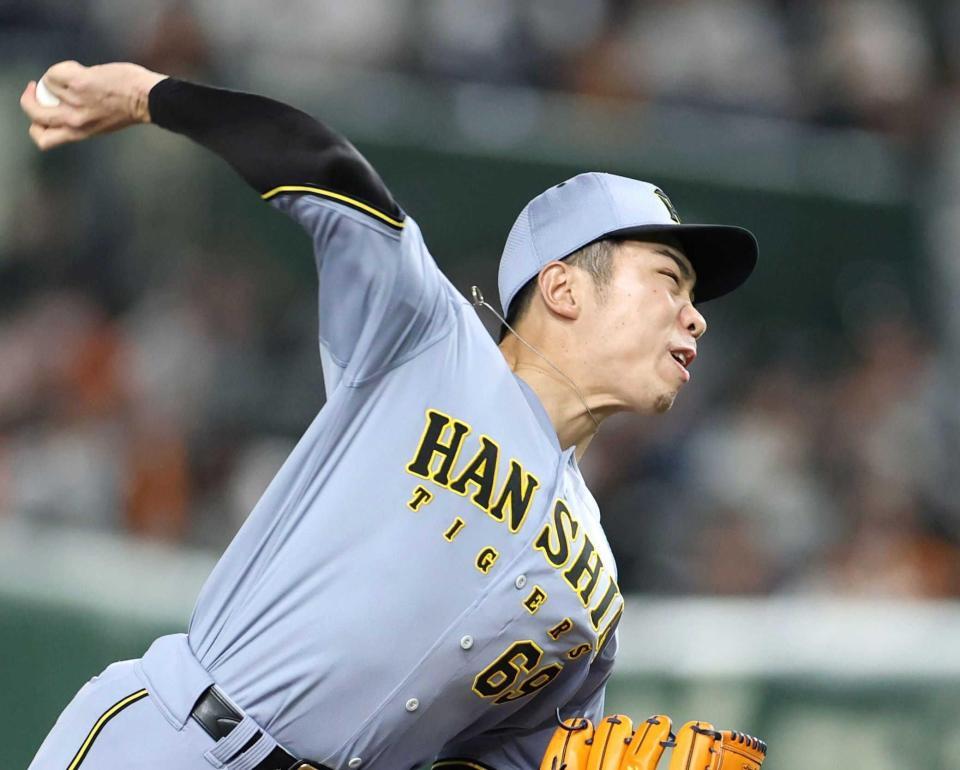 　７回、３番手で登板する石井（撮影・中田匡峻）