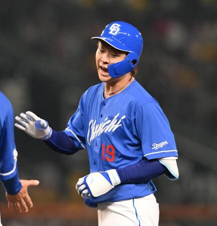 　３回、中前打を放った高橋宏（撮影・西田忠信）