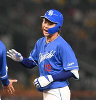 　３回、中前打を放った高橋宏（撮影・西田忠信）