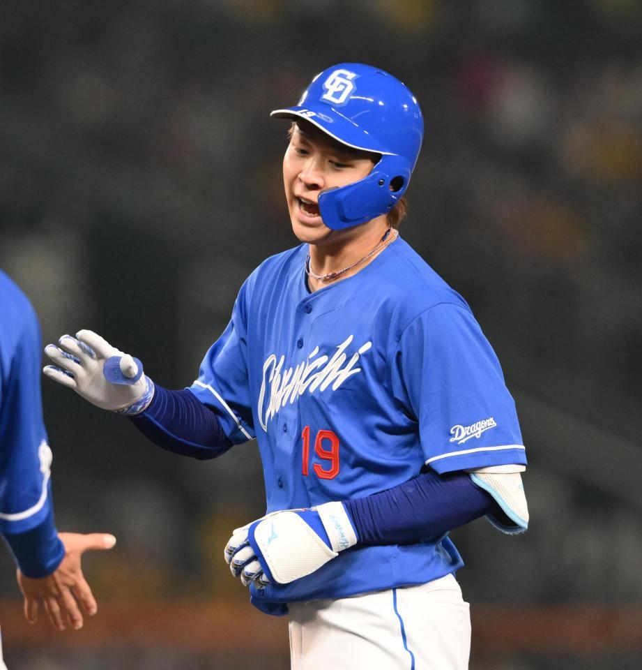 　３回、中前打を放った高橋宏（撮影・西田忠信）