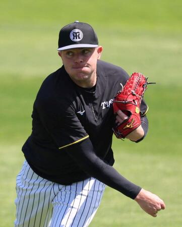 　キャッチボールするビーズリー