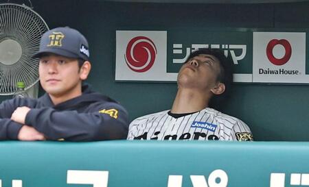 阪神・工藤のこん身の1球に聖地の虎党から大歓声 捕手の坂本はガッツポーズ 連続四球からの2死三塁をカットボールで空振り三振