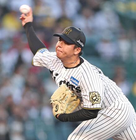 　力投する先発の村上（撮影・中田匡峻）