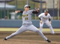 　８回に登板した湯浅