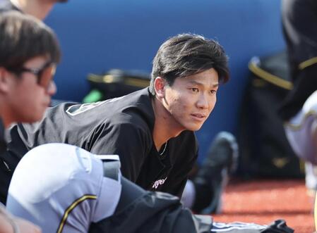 　１軍に合流した湯浅（撮影・田中太一）