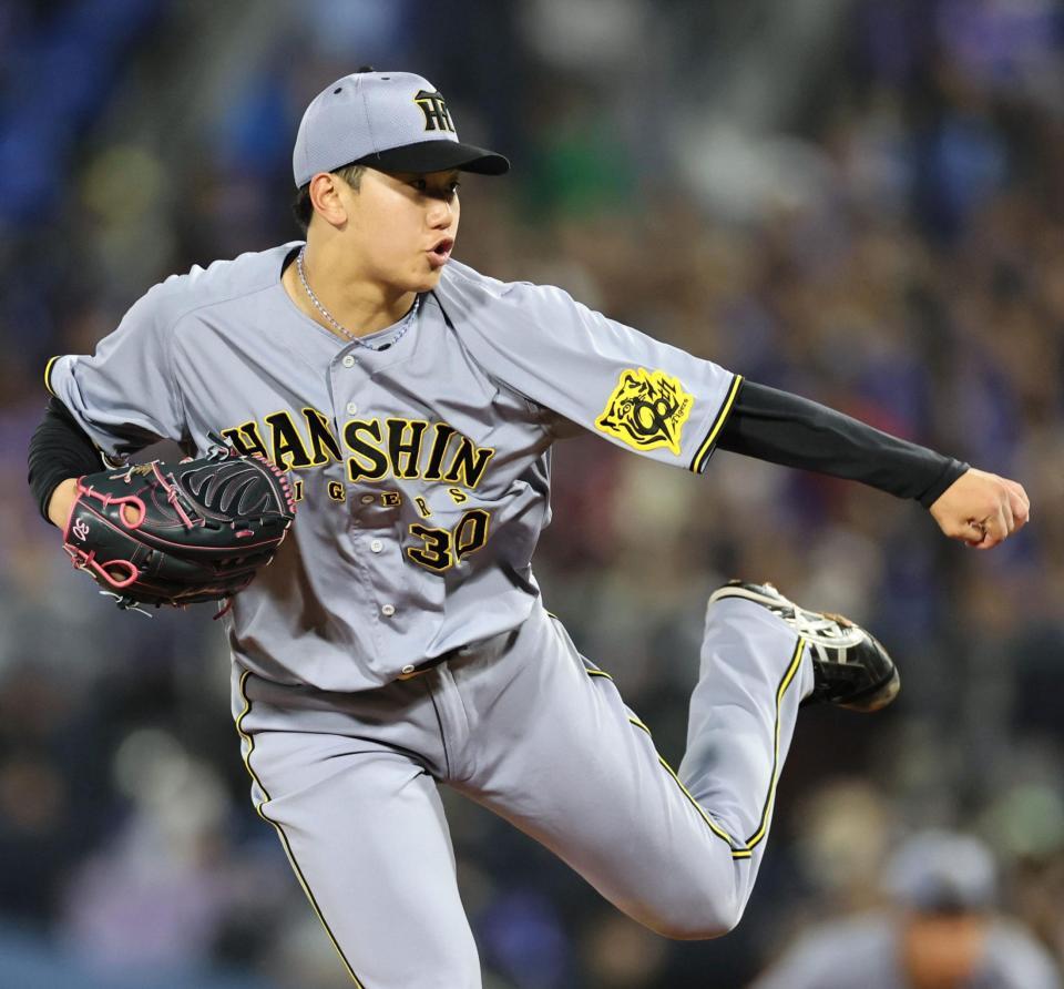 　先発し投げ込む門別（撮影・田中太一）