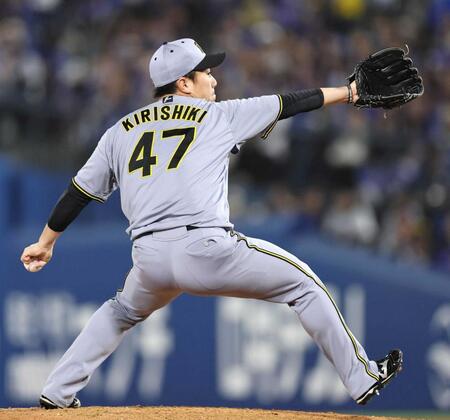 　９回、小山さんと同じ「４７」を背負い力投する（撮影・田中太一）