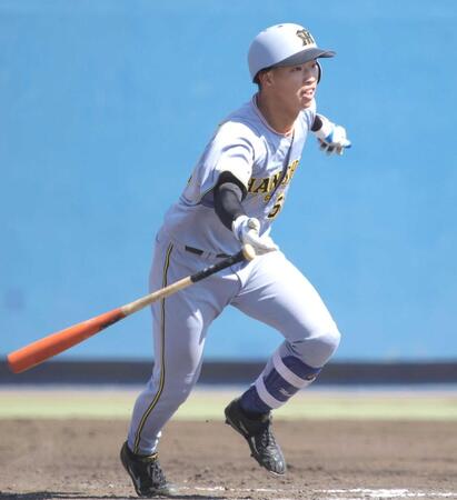 阪神・百崎 2軍戦で汚名返上3安打 20日は守備のミスで懲罰交代「守れないと使ってもらえない」