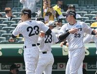 阪神 背番号「23」の特別ユニホーム着用 吉田義男氏追悼試合で 阪神 背番号「23」の特別ユニホーム着用 吉田義男氏追悼試合で