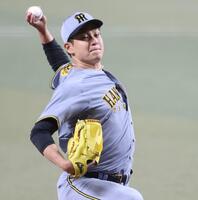 　力投する大竹（撮影・中田匡峻）