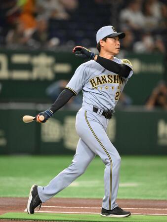 レジェンドＯＢ対決に登場した桧山進次郎氏（撮影・堀内翔）