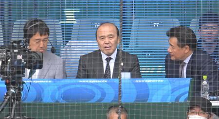 監督経験者の解説者もうなる　予言ズバズバ「岡田さんの言う通りに進んだ試合」
