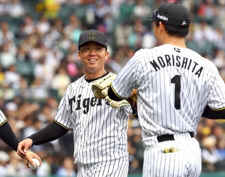 ２試合連続完封の阪神・村上　「ナメた後輩」森下に宣言通り見せつけた「先輩の威厳」　森下の好守にもアシストされ