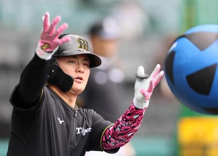 　トレーニングする前川（撮影・北村雅宏）