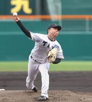 　先発し、力投する村上（撮影・北村雅宏）