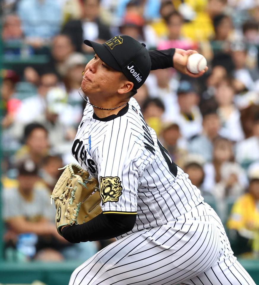 　先発し力投する村上（撮影・山口登）