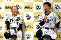 　特別トークショーを行う（右から）鳥谷敬氏、藤田平氏（撮影・北村雅宏）