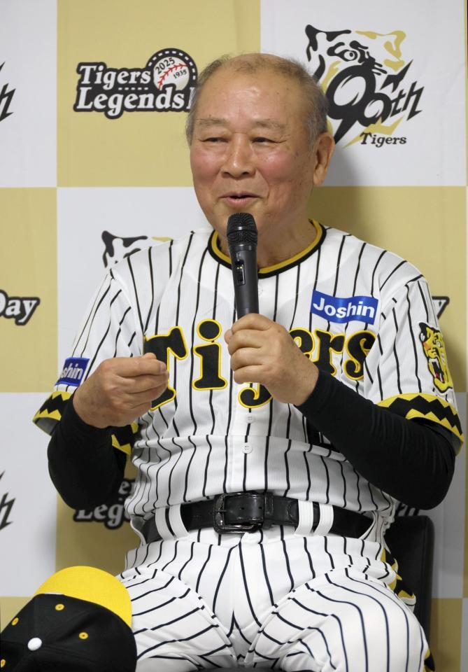 　特別トークショーを行う藤田平氏（撮影・北村雅宏）