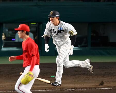 　７回、代打楠本は併殺に倒れる