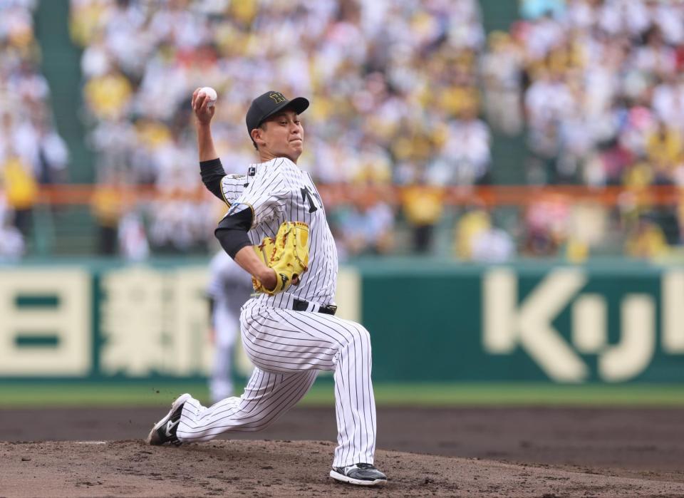 　広島打線を相手に力投する大竹（撮影・立川洋一郎）