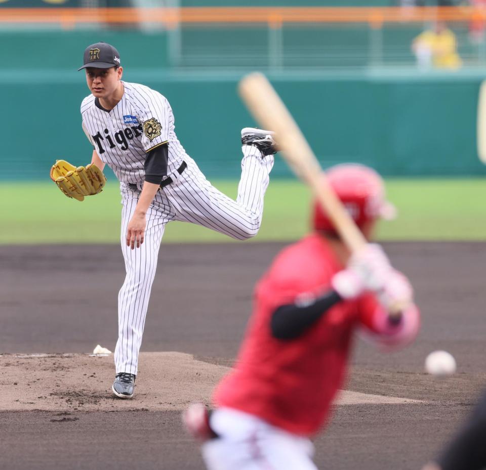 　広島打線を相手に力投する大竹（撮影・立川洋一郎）