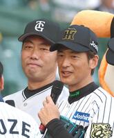 　スピードガン対決を終えてマイクを握る能見篤史氏（右）と上原浩治氏（撮影・北村雅宏）