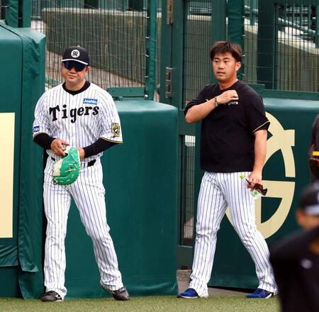 トレーニングする桐敷（右）と安藤コーチ（撮影・山口登）