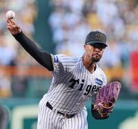 　巨人打線を相手に力投するデュプランティエ（撮影・立川洋一郎）