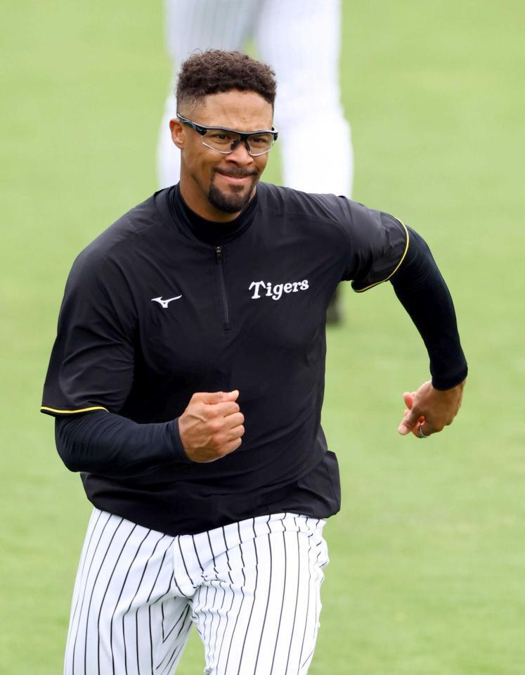 　登板に向け調整するデュプランティエ（撮影・山口登）