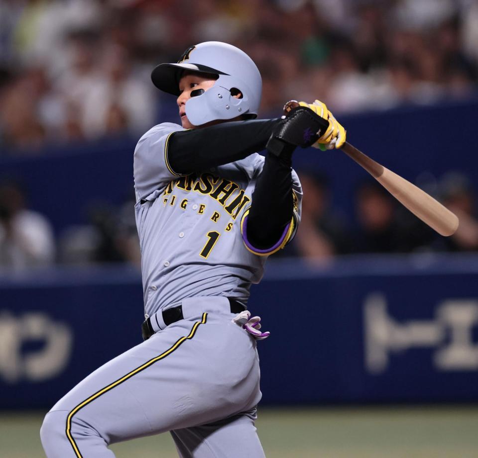 　１１回、２点適時打を放つ森下（撮影・田中太一）