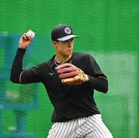 　ノックを受ける小幡