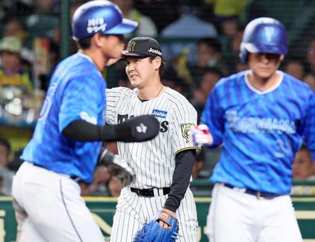 阪神　ドラ３・木下里都がプロ初登板もホロ苦デビュー　度会に三塁打、山本に犠飛で１失点