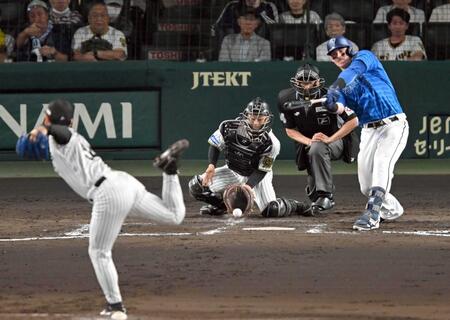 阪神・ドラ３木下　聖地沸いた１５５キロ！１軍デビュー即オースティンＫ斬り　１回１失点「次は球場にのみ込まれないように」