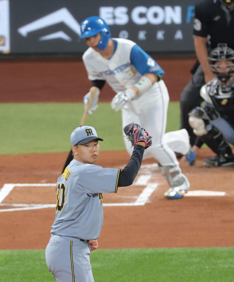 　１回、郡司に先制打を浴びる門別（撮影・西岡正）