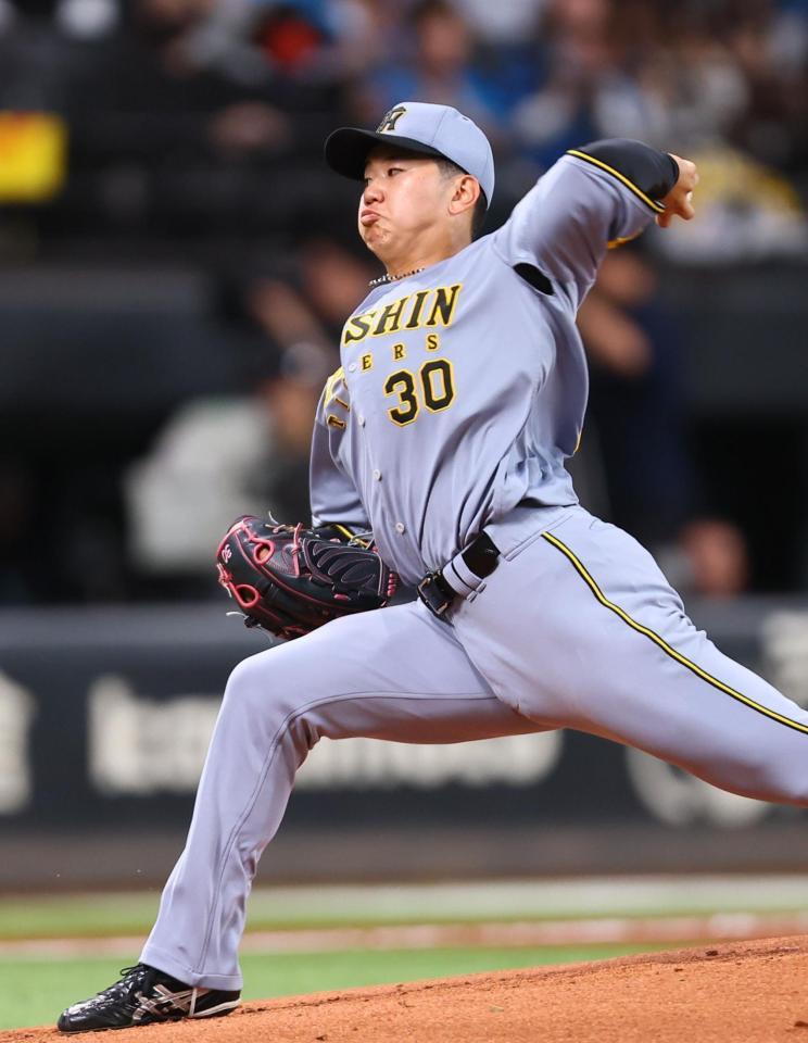 　１回、力投する門別（撮影・中島達哉）