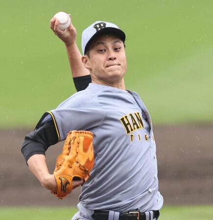 　先発し、投げ込む大竹（撮影・田中太一）