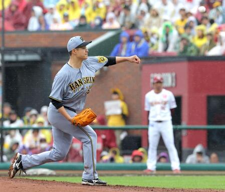 　３回、村林に対して「７６ｋｍ」のスローボールを投げる大竹（撮影・西岡正）