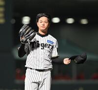 　９回、持丸を三ゴロに仕留めた高橋（撮影・西田忠信）