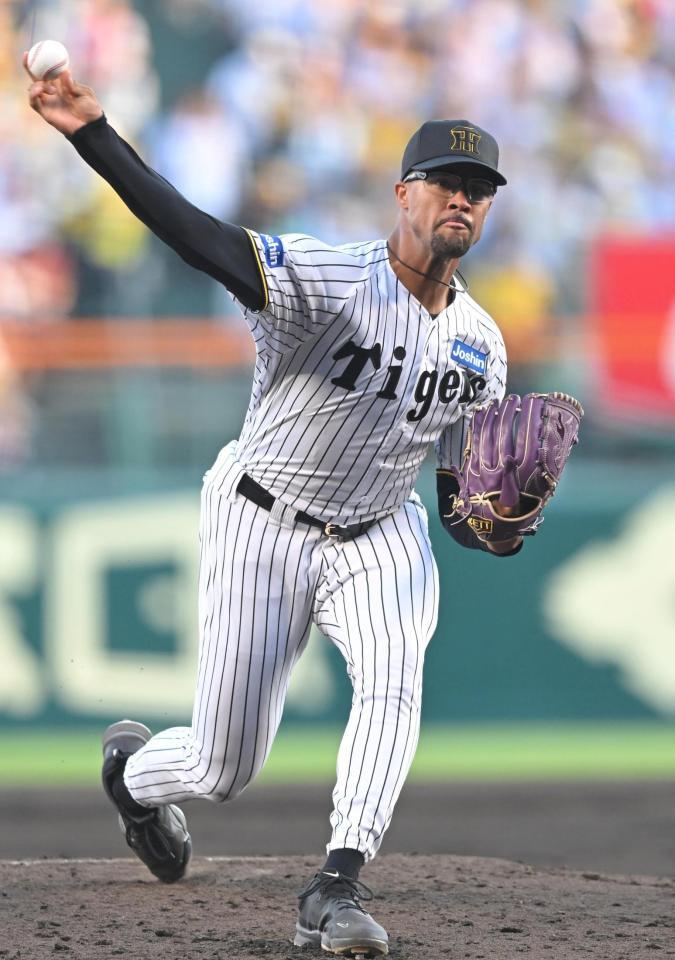 　力投する先発のデュプランティエ（撮影・飯室逸平）