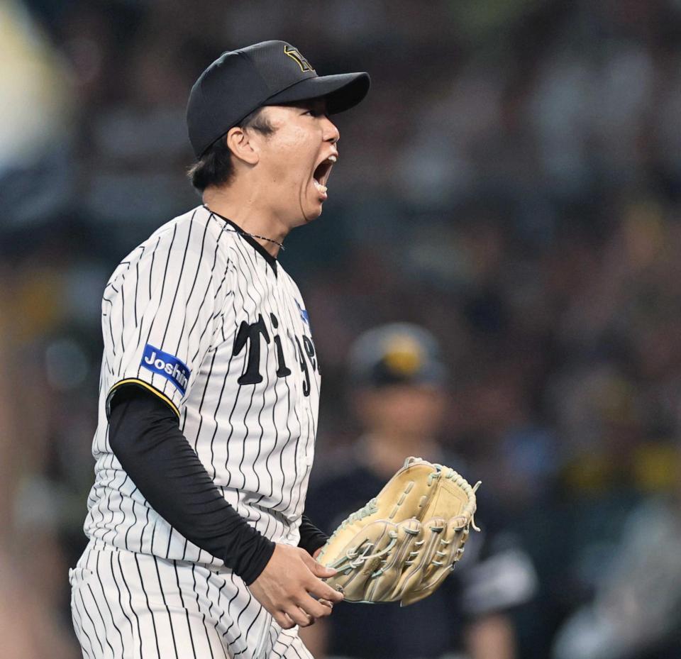 　７回、海野を三振に仕留める村上（撮影・田中太一）