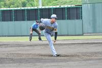 　７回からリリーフ登板した門別