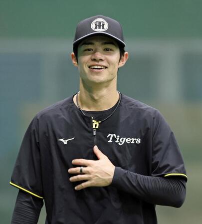 　全体練習に参加し明るい表情を見せる中野（撮影・立川洋一郎）