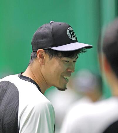 阪神・佐藤輝　大谷流ルーティン継続　「自主トレからやってて、よかったので」　“相棒”クリケットバット