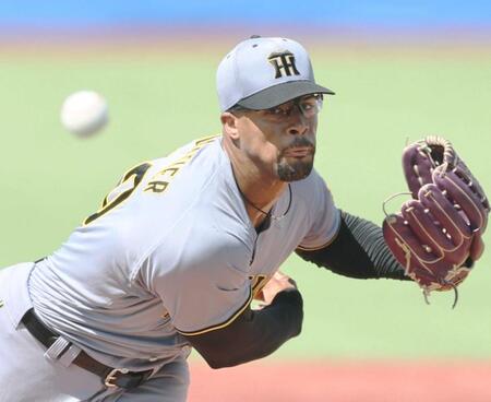 　先発し、投げ込むデュプランティエ（撮影・田中太一）