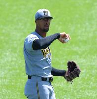 　先発のデュプランティエ（撮影・金田祐二）