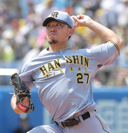 　ヤクルト戦に先発し力投する伊藤将（撮影・西岡正）