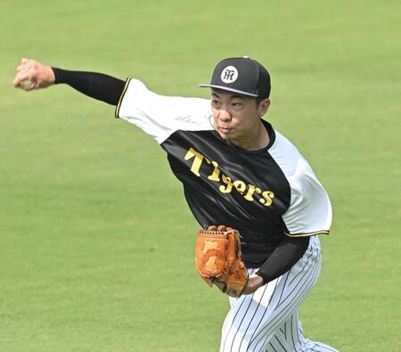 　キャッチボールする石井