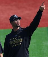 　先発のデュプランティエ（撮影・金田祐二）