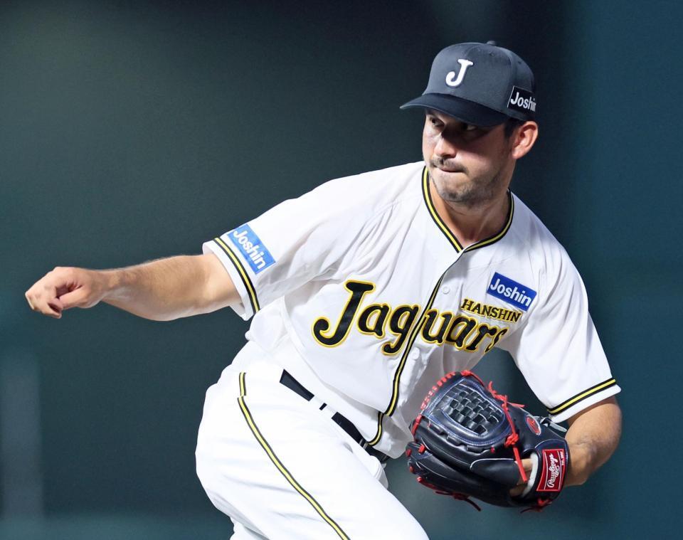 　８回表に登板し無失点に抑えたゲラ（撮影・立川洋一郎）