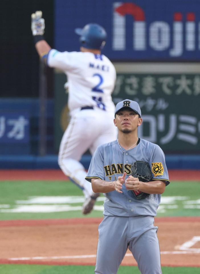 　２回、牧にソロを浴びる伊藤将（撮影・金田祐二）